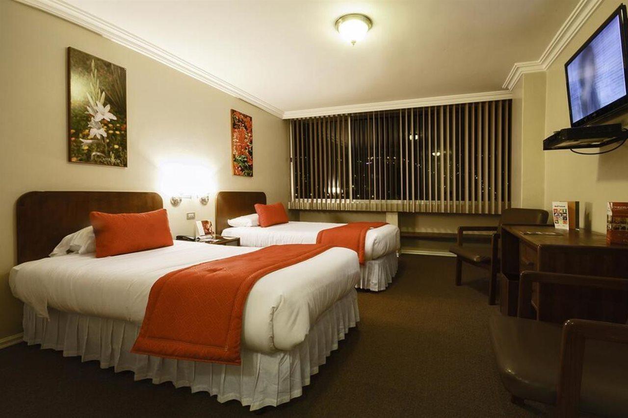 Hotel Ambato Exteriör bild